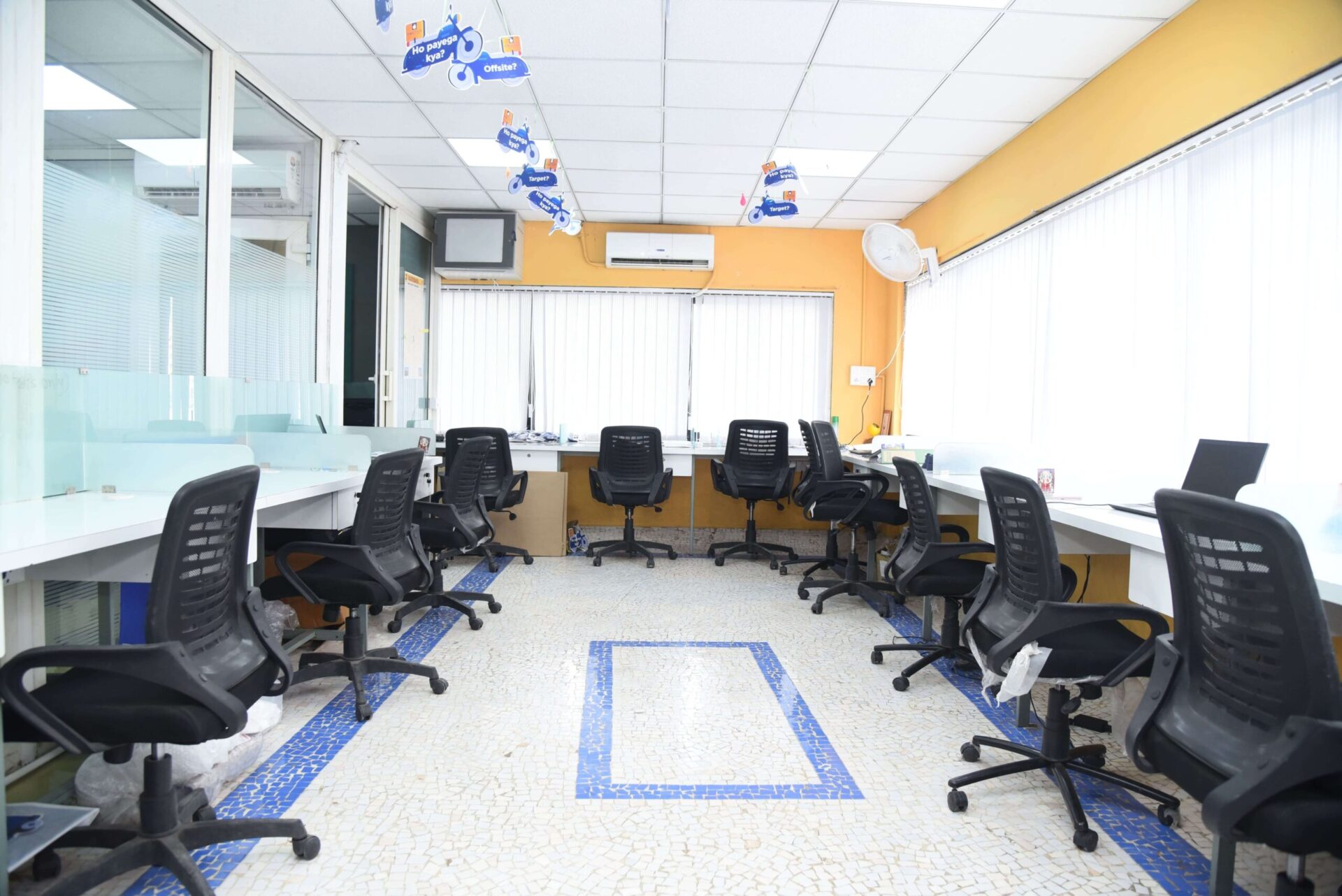 Illustration of Online Booking Virtual Office Space